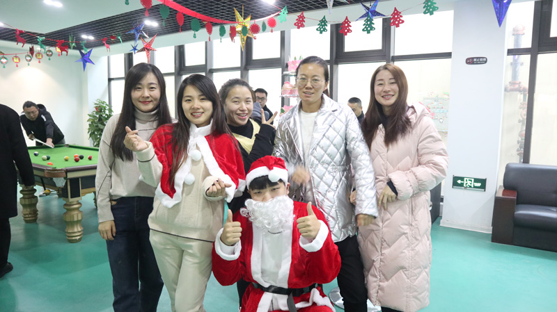 繽紛平安夜，歡樂圣誕節(jié) | 寶開舉辦第四季度員工集體生日會