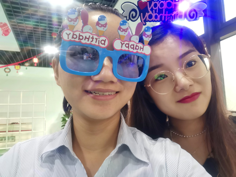 八月集體生日會 | 與久違的祝?；馃嵯嘧?  src="/uploads/allimg/210903/1-210Z3142040130.jpg" style="width: 800px; height: 1067px;" /></p>
<p><img alt=