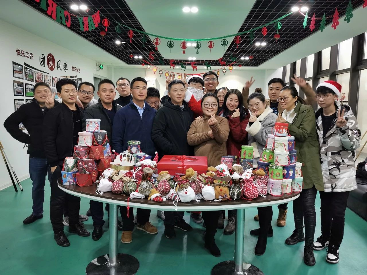 圣誕主題生日趴 | 濃情暖意平安夜，誕愿有你共前行