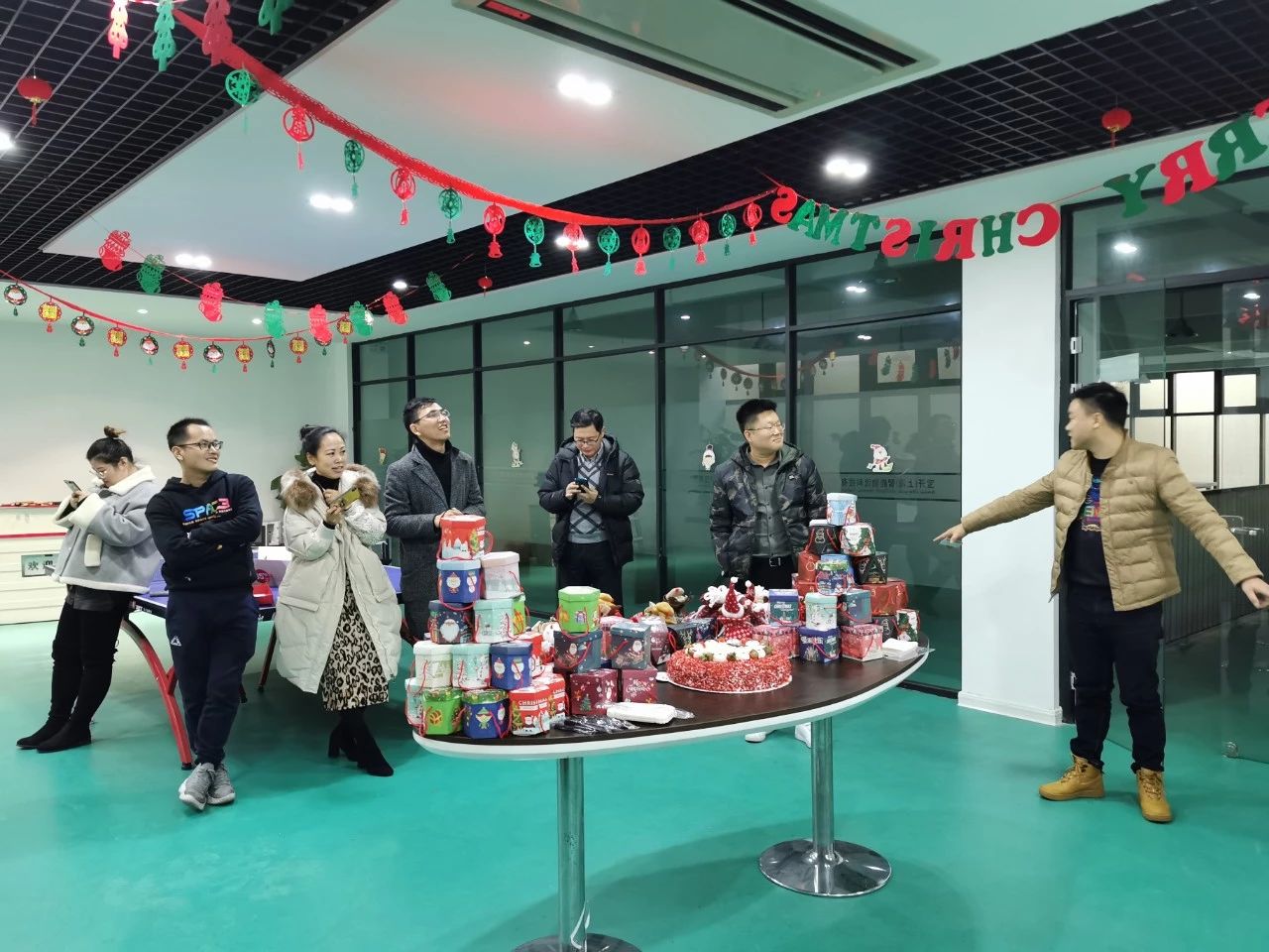 圣誕主題生日趴 | 濃情暖意平安夜，誕愿有你共前行