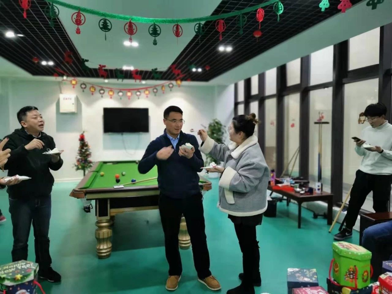 圣誕主題生日趴 | 濃情暖意平安夜，誕愿有你共前行