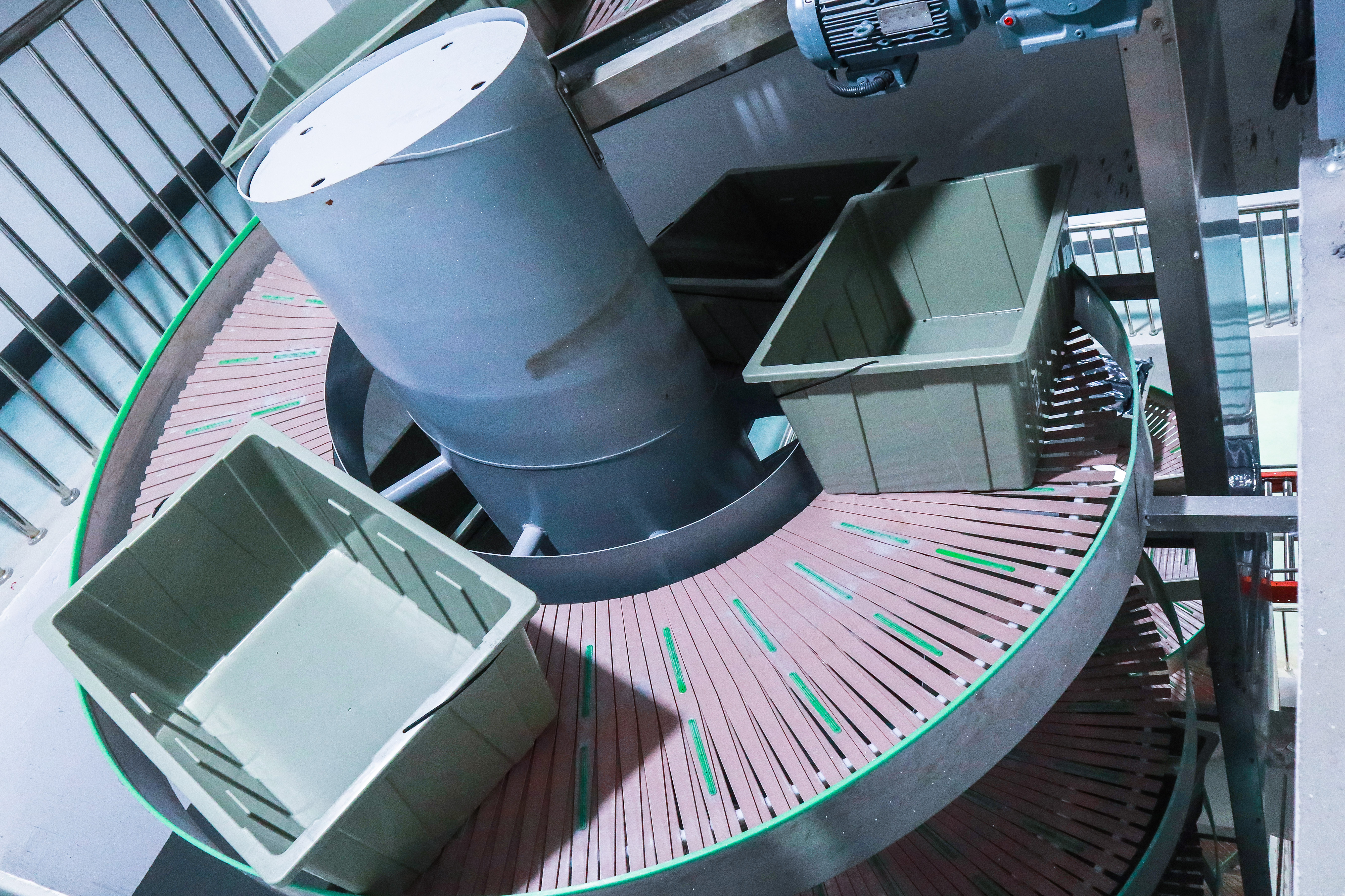 案例新聞 | 官宣！雅鹿物流中心自動(dòng)化揀選輸送項(xiàng)目完工驗(yàn)收！