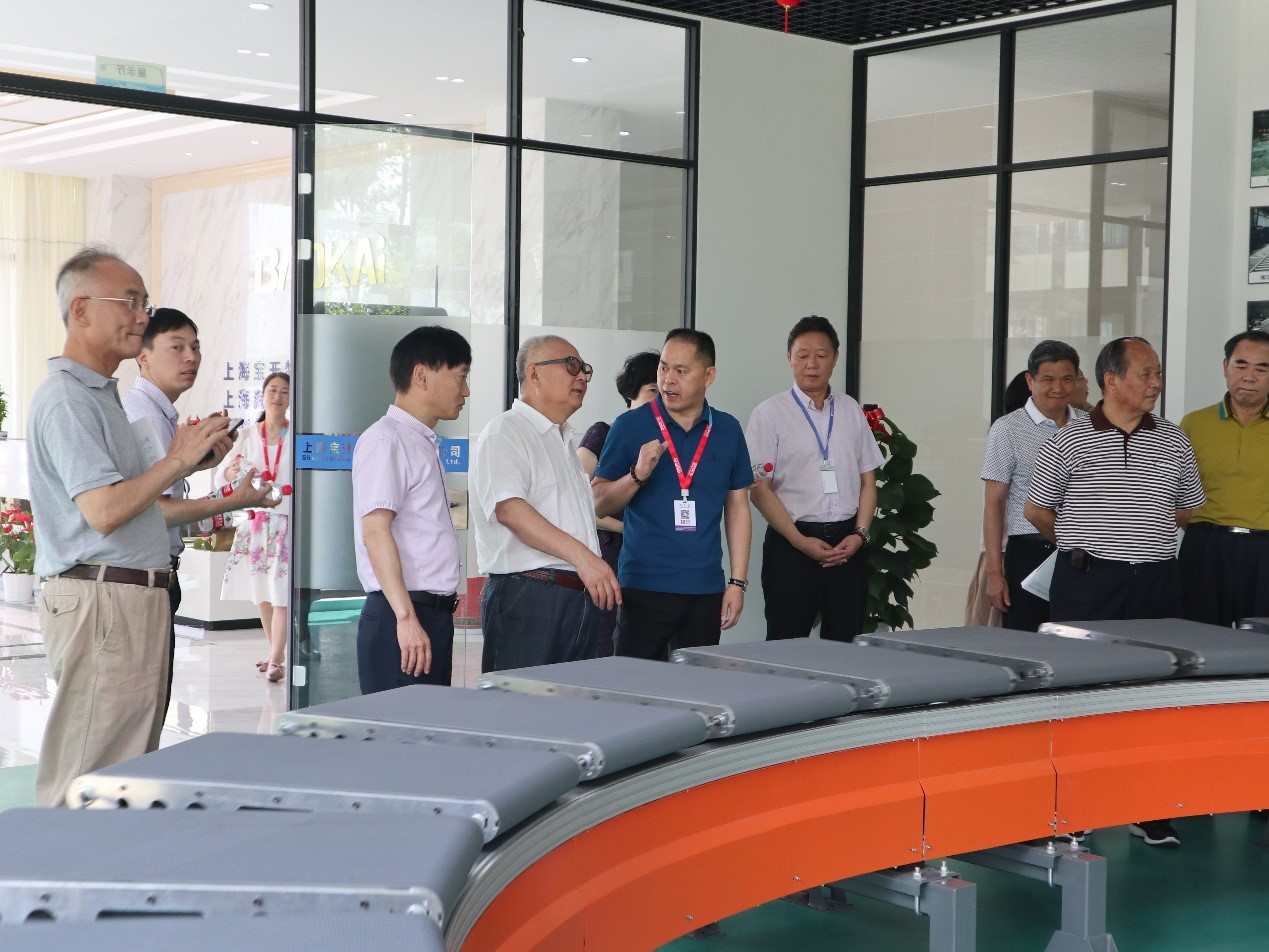 新聞 | 無錫市原政協(xié)領導、吳涇鎮(zhèn)黨委領導一行蒞臨寶開參觀考察