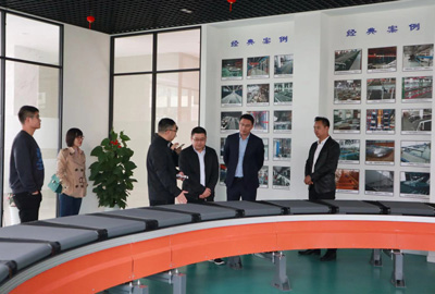 簡訊 | 浙江省紹興市柯橋區(qū)發(fā)改局、招商局領(lǐng)導(dǎo)蒞臨寶開參觀考察