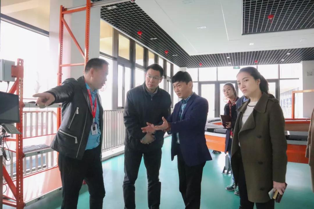 簡(jiǎn)訊 | 黨建引領(lǐng)，助力企業(yè)發(fā)展！上海市委黨校領(lǐng)導(dǎo)一行蒞臨寶開考察調(diào)研！