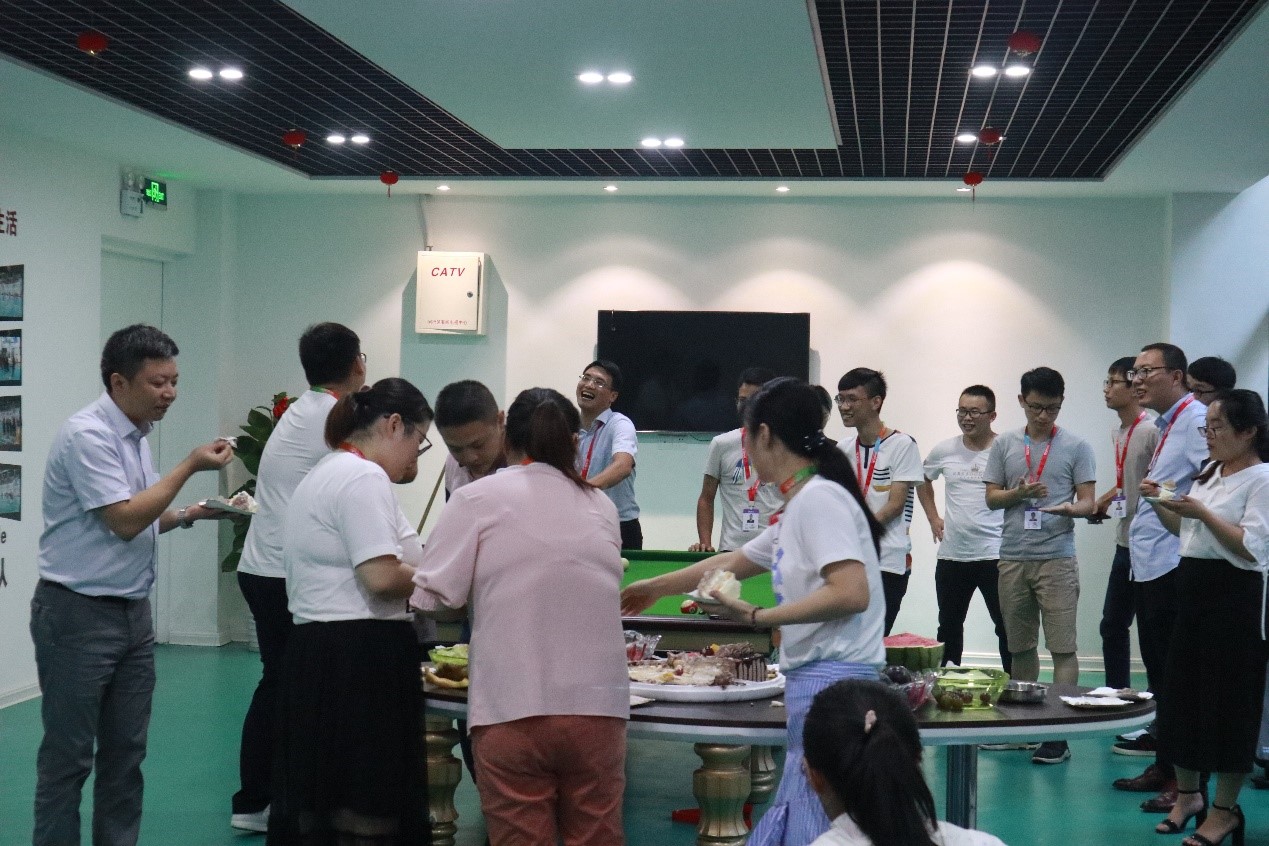 八月未央，歡聚一夏 | 寶開(kāi)集體生日會(huì)：共享歡樂(lè)時(shí)刻