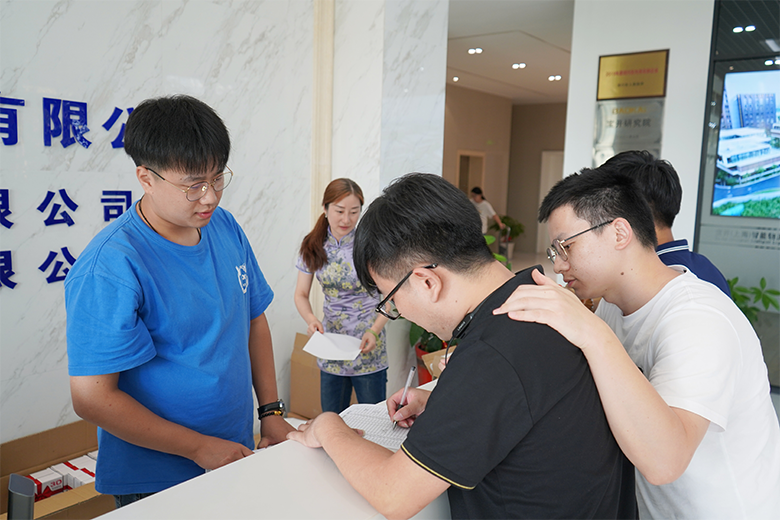 月圓中秋 · 集體慶生 | 溫馨九月，迎佳節(jié)，賀生辰，共團(tuán)圓！